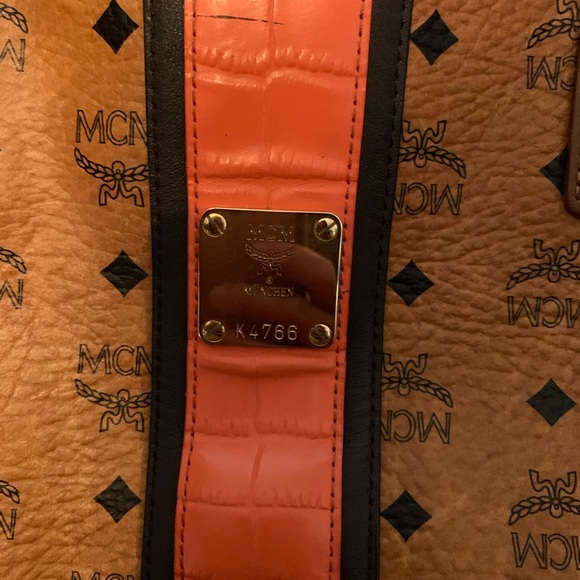 MCM shopper tote (medium) - Picture 2 of 8
